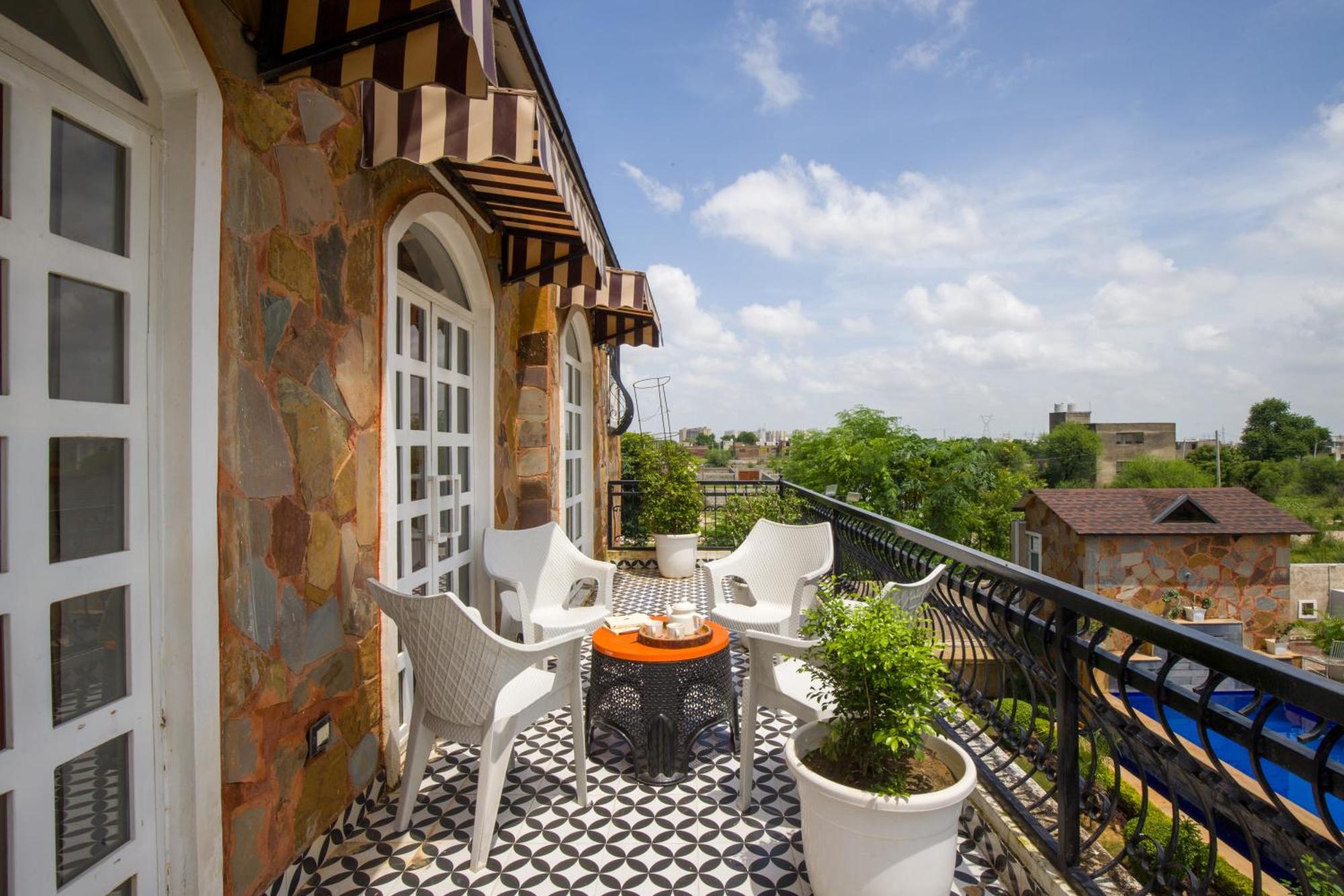 Elivaas 3 Bhk With Pvt Pool & Lush Garden - Oakwood Villa Τζαϊπούρ Εξωτερικό φωτογραφία
